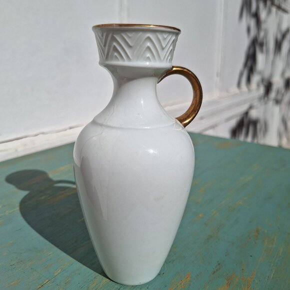 Porcelain Vase Gold Leaf Handle Bavaria Germany Modern Flowers Unique Valentines - Picture 17 of 17